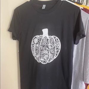 XS Pumpkin Tee